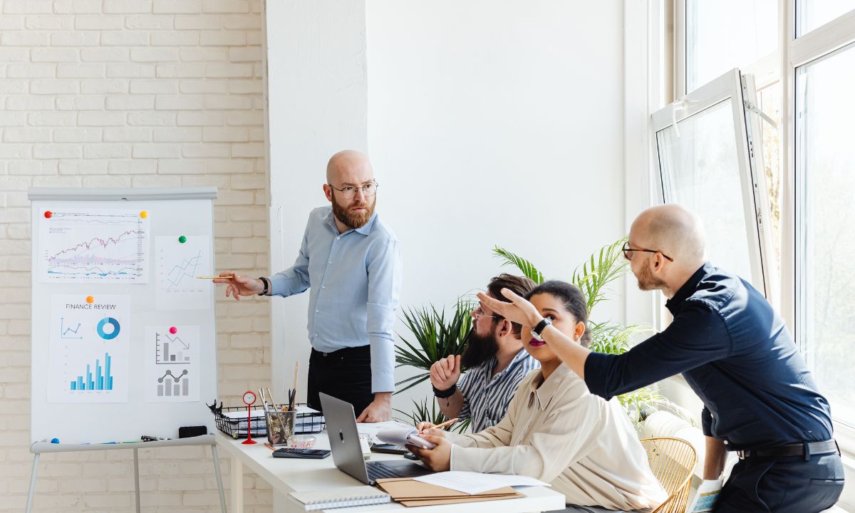 OKR vs KPI : Comment Choisir le Bon Cadre de Pilotage