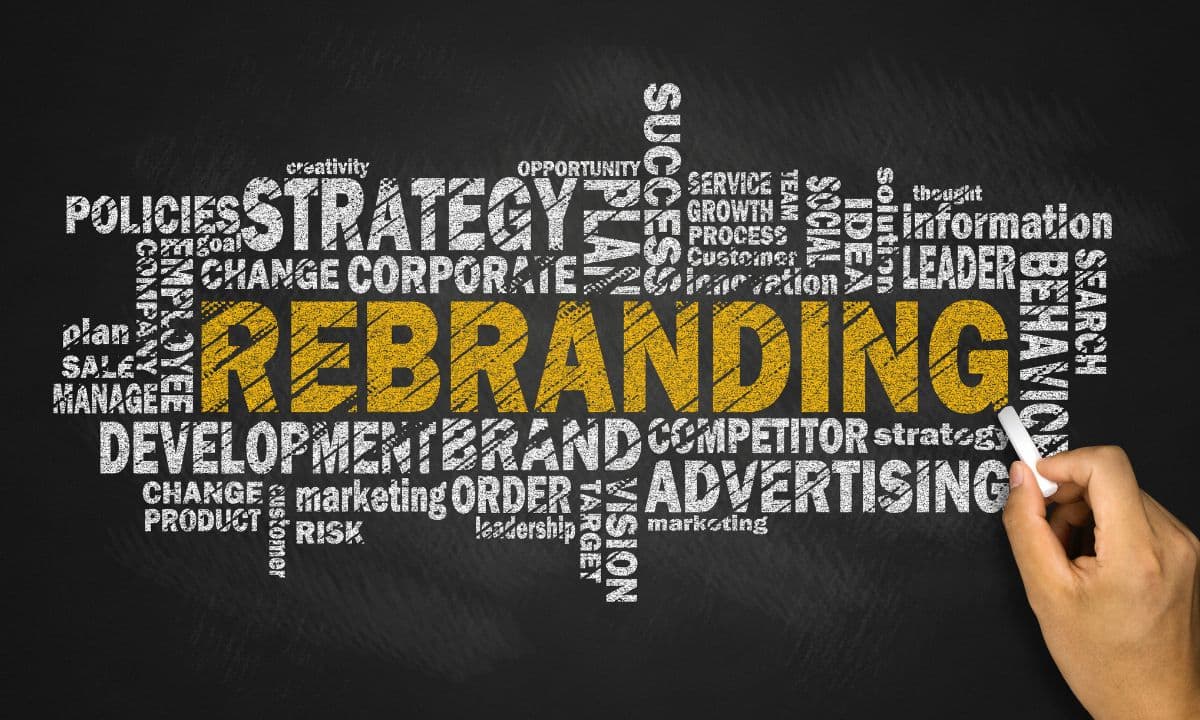 Rebranding : quand et comment repositionner sa marque sans perdre ses clients actuels